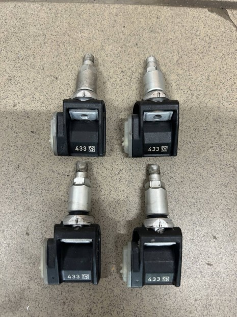 Mercedes Tpms 433mhz kerknyoms szenzor nyomsszenzor Rdks