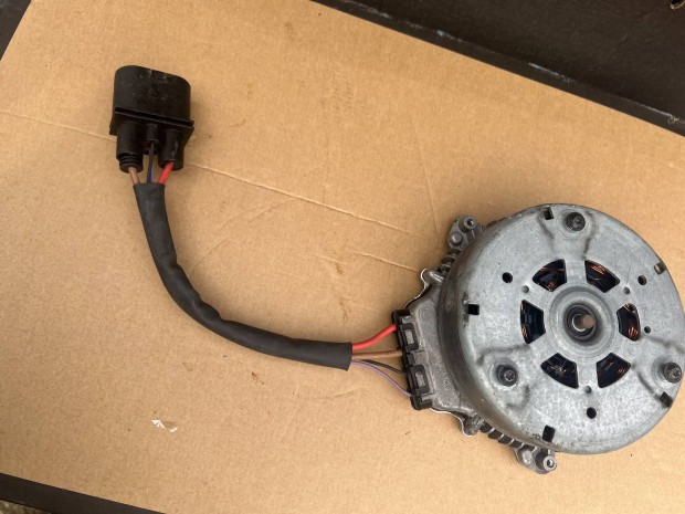 Mercedes V447 vizht motor.