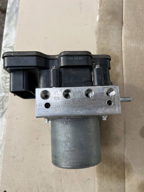 Mercedes V 447 ABS elad�!