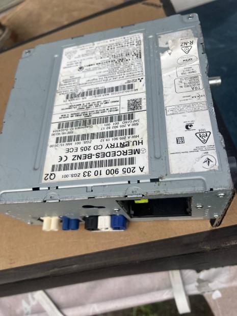 Mercedes V class 447 k�zep konzol!