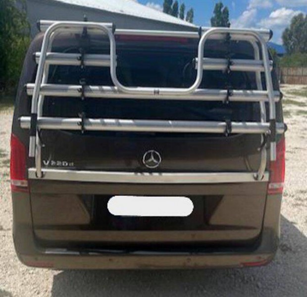 Mercedes V osztály kerékpár szállító csomagtartó hátsó ajtóra