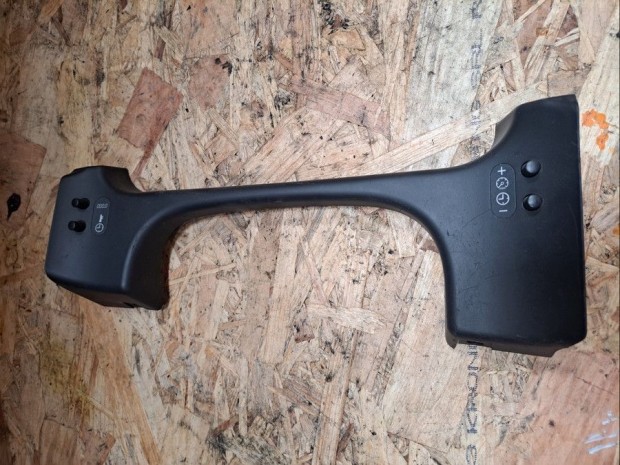 Mercedes Vaneo W414 (2001-2005)  Kilom�ter�ra Keret