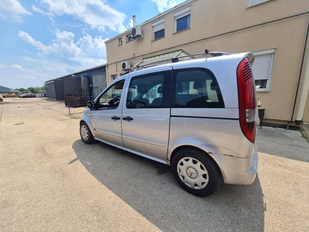 Mercedes Vaneo haszn�lt bontott alkatr�szek