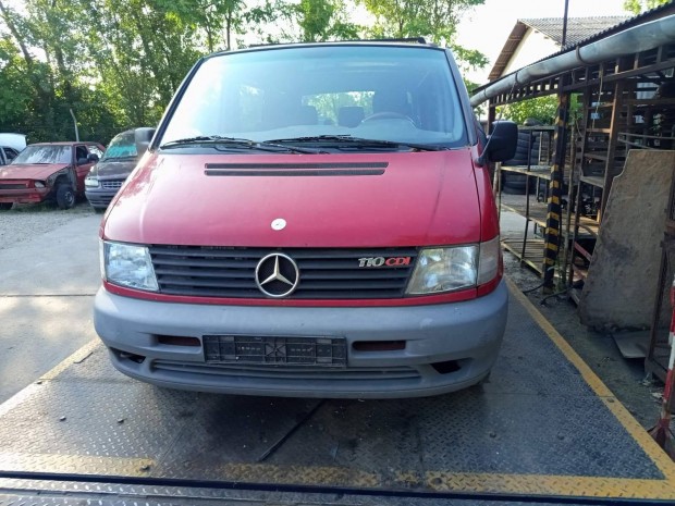 Mercedes Vito 110 Cdi alkatrészei