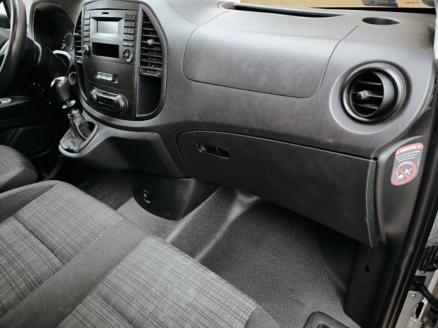Mercedes Vito 114 