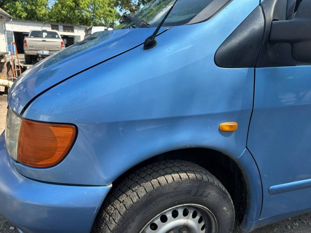 Mercedes Vito 638 Bal Tkr eltti manyag