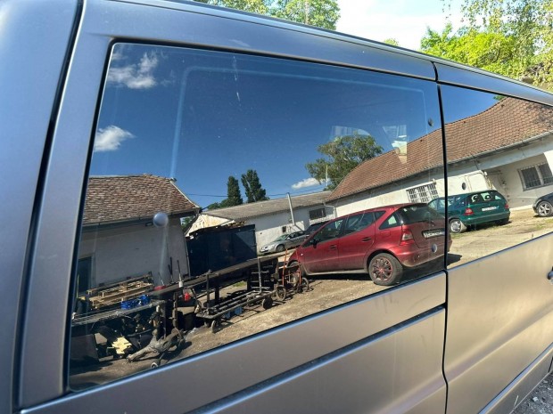 Mercedes Vito 638 Jobb Hátsó Nyiló Üveg
