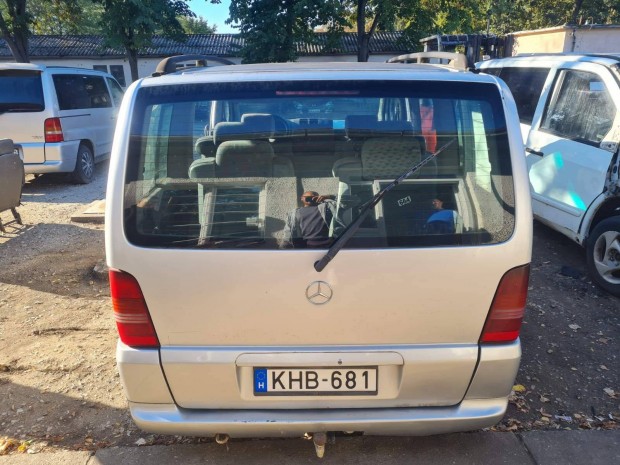 Mercedes Vito 638 csomagtrajt