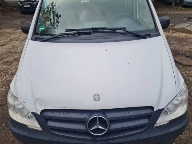 Mercedes Vito 639 Facelift motorhztet enyhn srlt