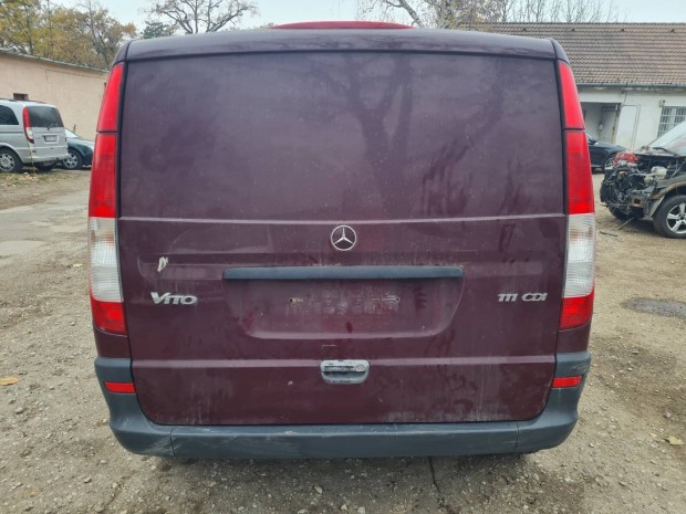 Mercedes Vito 639 csomagtrajt