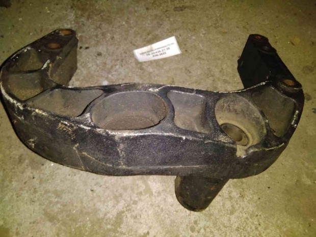 Mercedes Vito Motortartó Bak