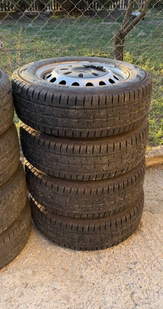 Mercedes Vito Viano Toyo 205/65R16 C 205/65R16C Felni ker�k gumi  