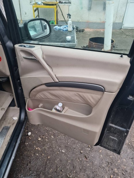 Mercedes Vito Viano jobb els ajtkrpit