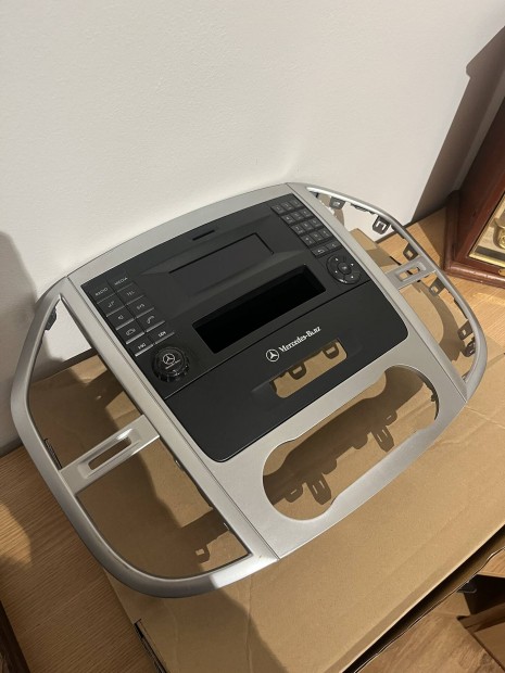 Mercedes Vito W447 2014-2020  Gy�ri r�di� kerettel!