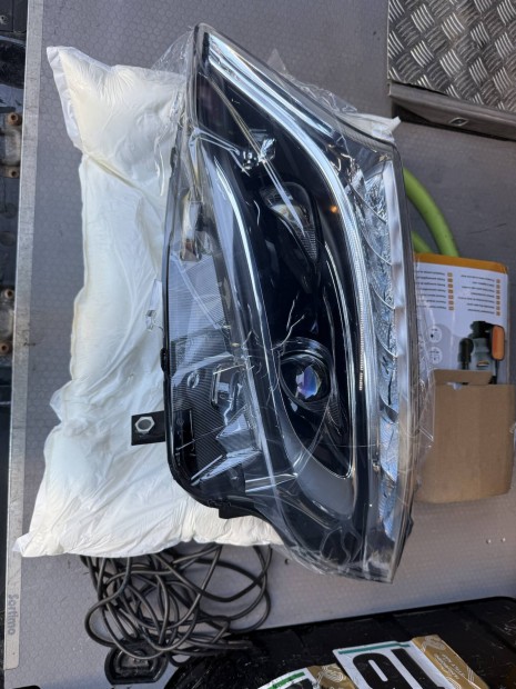 Mercedes Vito W447  Vito Tourer LED Fnyszr  DRL Scrolling