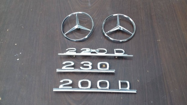 Mercedes W115, W123 felirat, csllag