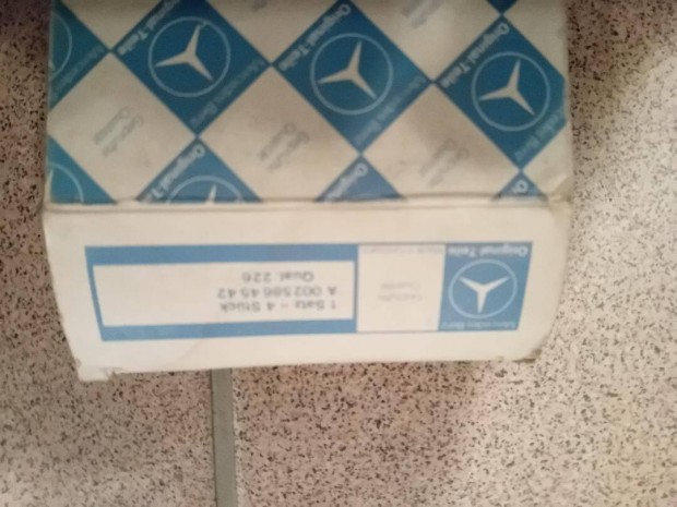 Mercedes W123 f�kbet�t k�szlet