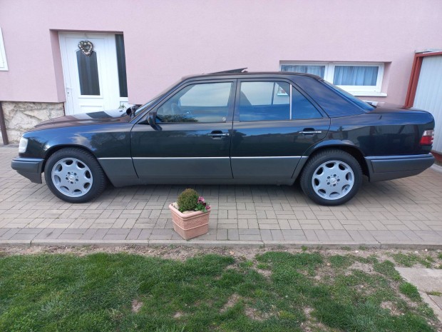 Mercedes W124 158000km-el!