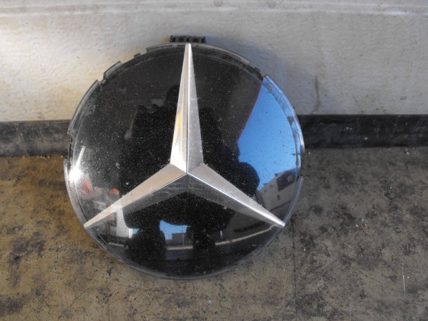 Mercedes W164 C218 csillag emblma jel