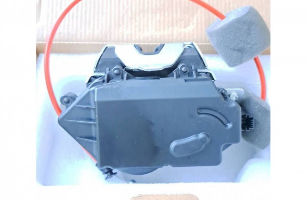 Mercedes W164 ML csomagtr zr j