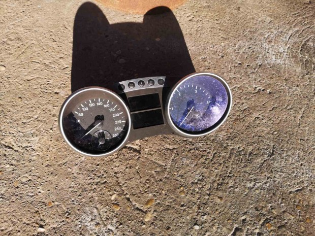 Mercedes W164 kilóméteróra A2515408947 eladó