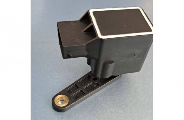 Mercedes W164 l�grug� szenzor �j