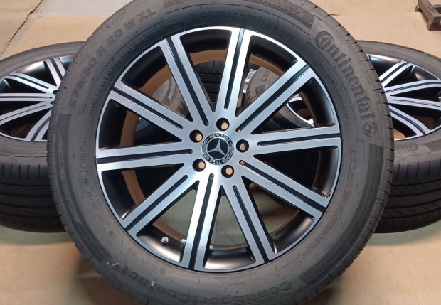 Mercedes W167 Gle 5x112 8,5x20 275/50 R20 nyári gumikkal 4db