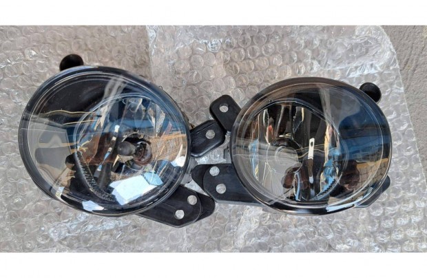 Mercedes W169 W246 W204 W219 X156 X164 X204 R230 ködlámpa bal jobb Új