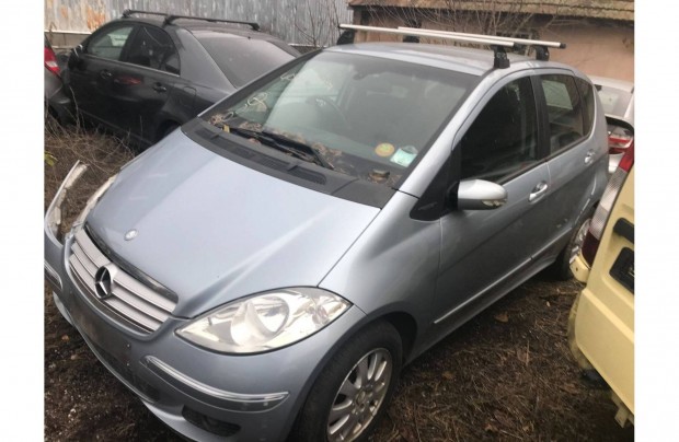 Mercedes W169 - A -class 180 cdi manuális bontott mindene eladó