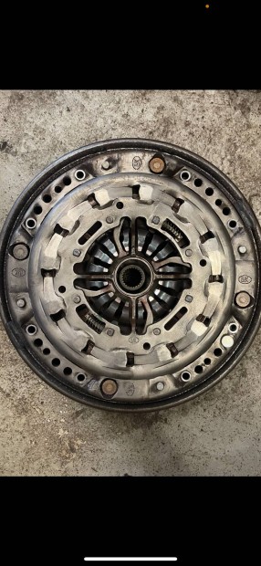 Mercedes W169 kettőstömegű lendkerék A 000 252 45 11 beszerelési gari