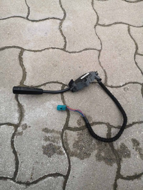 Mercedes W202-208-210 tempomat kapcsol A2085450324 elad