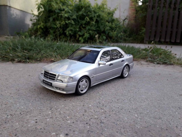 Mercedes W202 AMG 1:18 1/18 Ottomobile