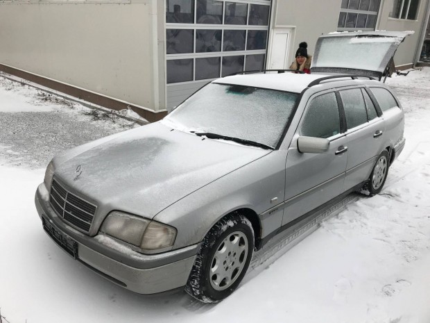 Mercedes W202 - C-class 180 T 1997 bontott mindene elad