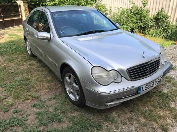 Mercedes W203 Bontot