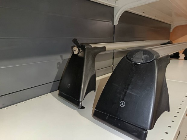 Mercedes W203 C oszt�ly tet�csomagtart� Thule 