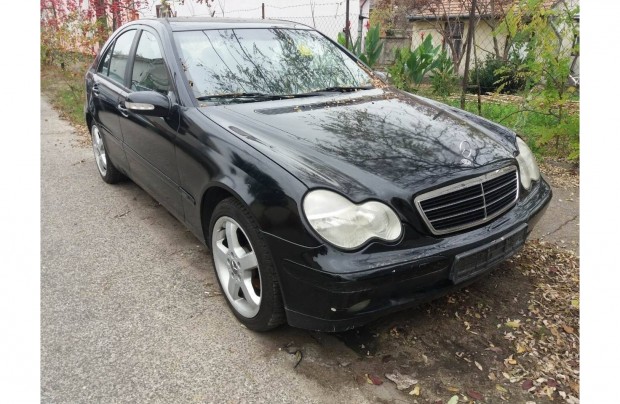 Mercedes W203 - C-class 180 benzin 2001 bontott mindene elad