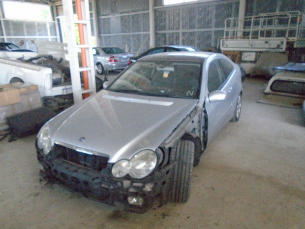 Mercedes W203 - C-class 220 cdi coup ezst angol bontott mindene elad