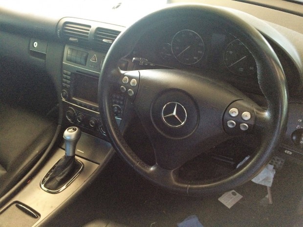 Mercedes W203 - C-class Coup 220 cdi 2006 bontott mindene elad