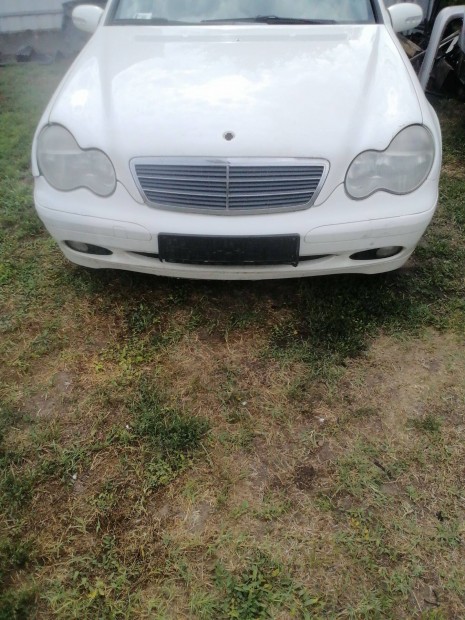 Mercedes W203, kombi alkatrszek eladk