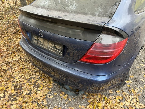 Mercedes W203 coupe csomagtr ajt lmpa lkhrt 