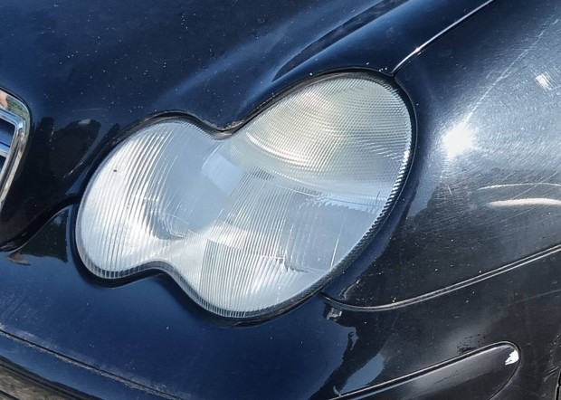 Mercedes W203 fényszóró