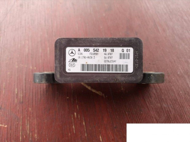 Mercedes W204 - C-class bontott forduls rzkel elad