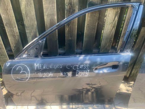 Mercedes W204 fekete bal els ajt A2047205900 elad