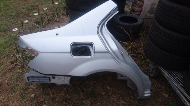 Mercedes W204 jobb hts srvd gyri 