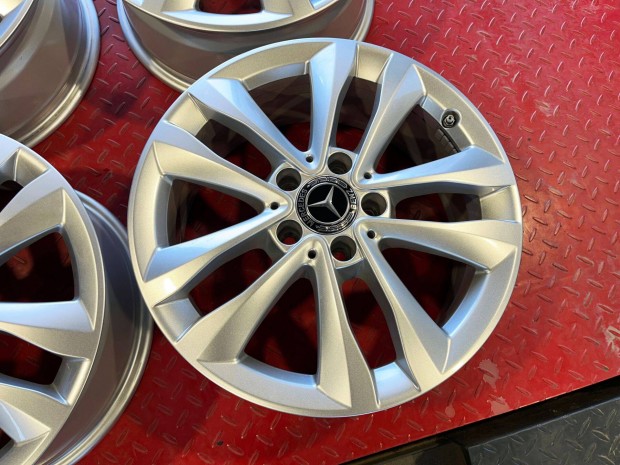 Mercedes W205 17" 5x112 gyári alufelni eladó 17 coll A B C CLA