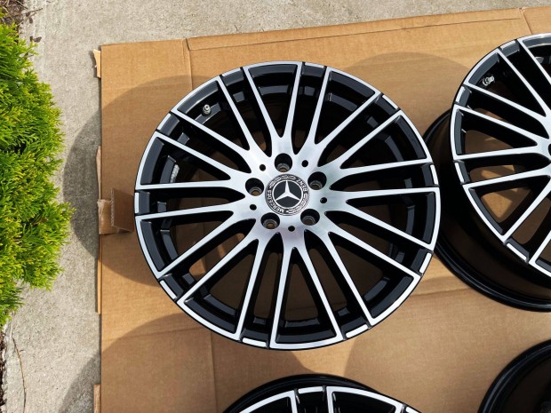 Mercedes W206 18" 5x112 gyári bicolor alufelni eladó 18 coll A B C CLA