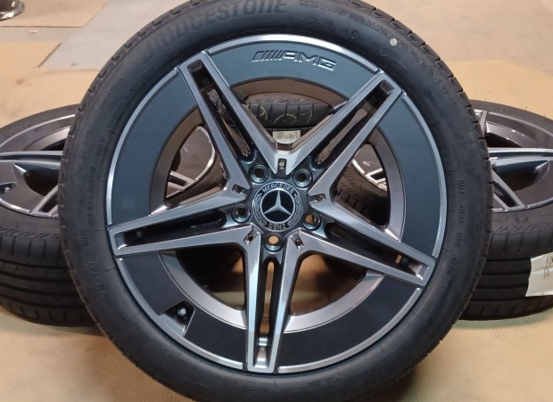 Mercedes W206 AMG 5x112 7,5-9x18 225/45 - 255/40 R18 ny�ri gumikkal