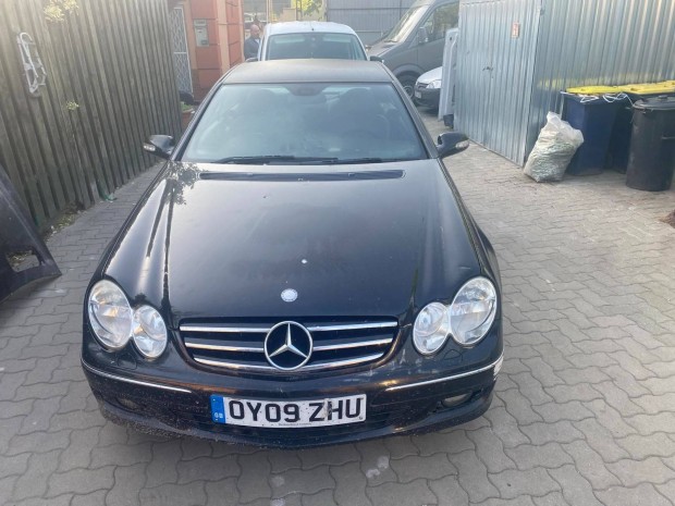 Mercedes W209 - CLK-class 220 cdi 2008 automata bontott mindene elad