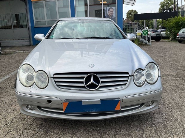 Mercedes W209 - CLK-class 240 v6 2003 bontott mindene elad
