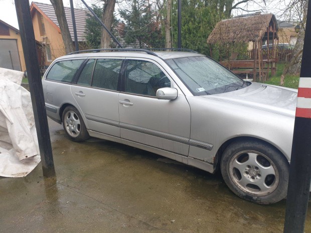 Mercedes W210 E220 CDI